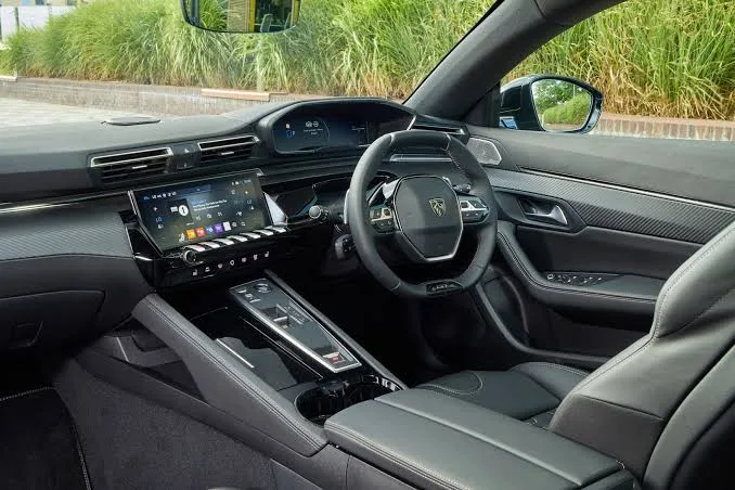 Peogeot 308 SUV 2025 model, photo 4